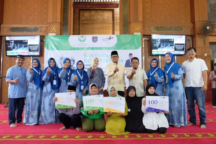 Wakil Wali Kota Hadiri Acara Santunan dan Buka Bersama di Masjid Balai Kota