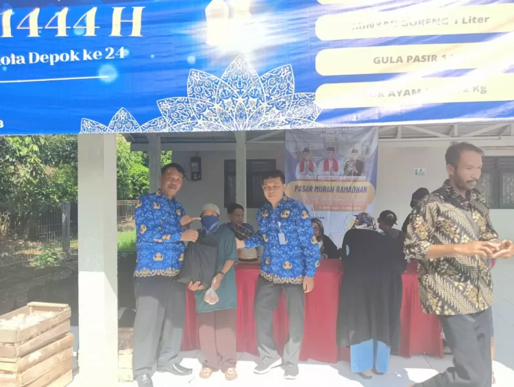 Operasi Pasar Murah di Cipayung Jaya, Ratusan Warga Cukup Tebus Sembako Rp 47 Ribu
