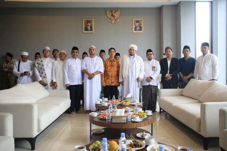 Sekjen Gerindra Agendakan Hadir di Haul Habib Solo bersama Cawapres Gibran